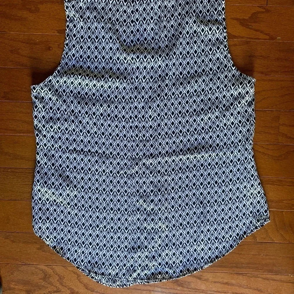 Laundry by Shelli Segal Sleeveless Top - Picture 2 of 6